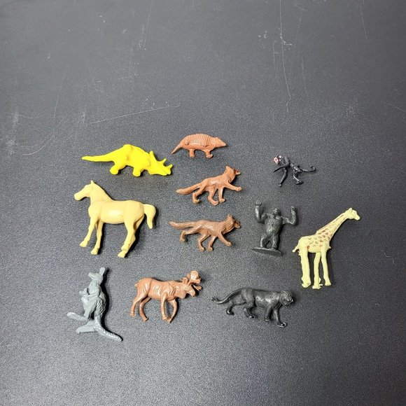 Lot of Animal Figurines - Picture 1 of 7
